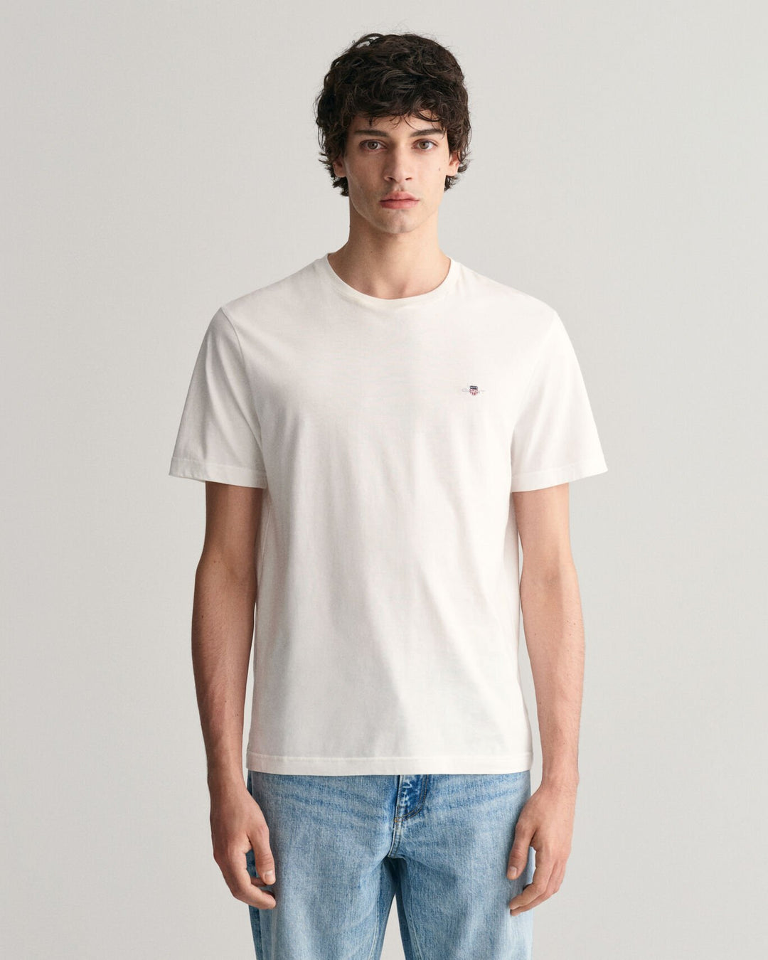 Image for GANT SHIELD WHITE TEE | GANT | Morans Menswear