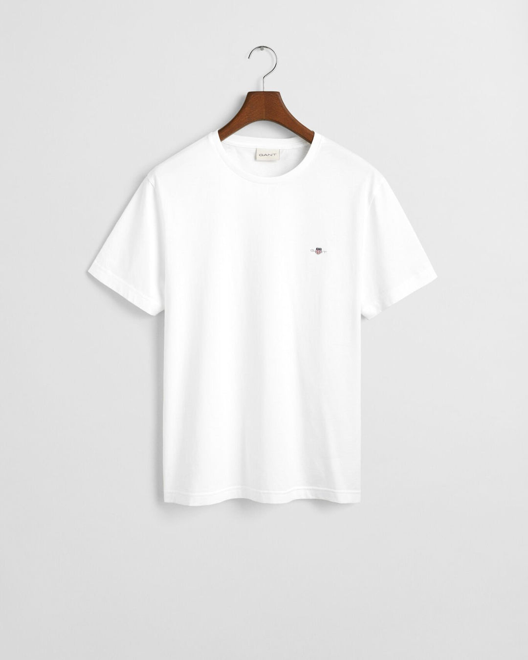 Image for GANT REG SHIELD SS WHITE TEE | GANT | Morans Menswear