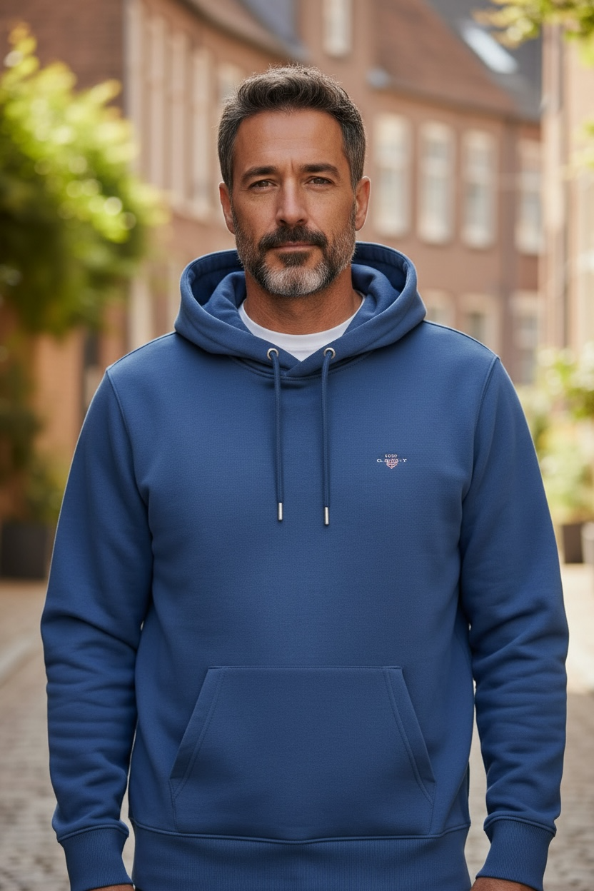 Image for GANT REG SHIELD VINTAGE BLUE HODDY | GANT | Morans Menswear