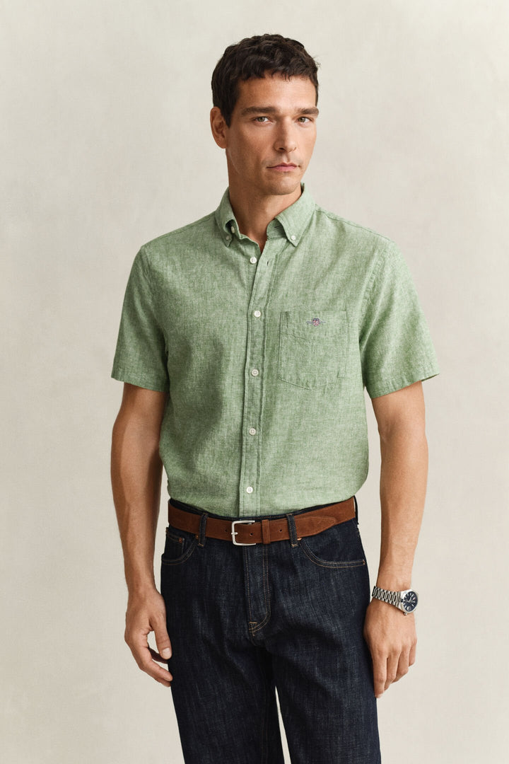Image for GANT REG COTTON LINEN SS SHIRT | GANT | Morans Menswear