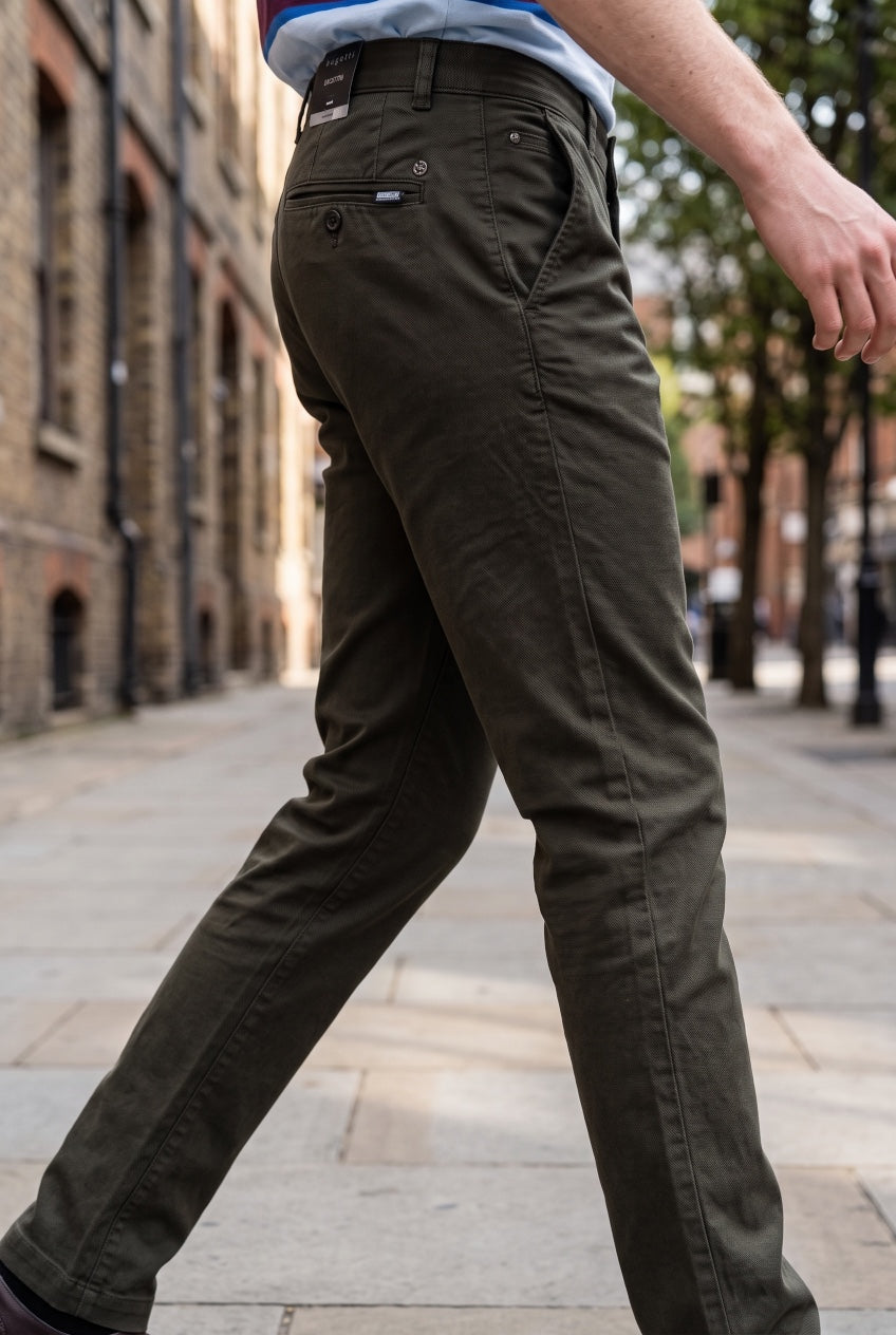BUGATTI BOTTLE GREEN CHINO