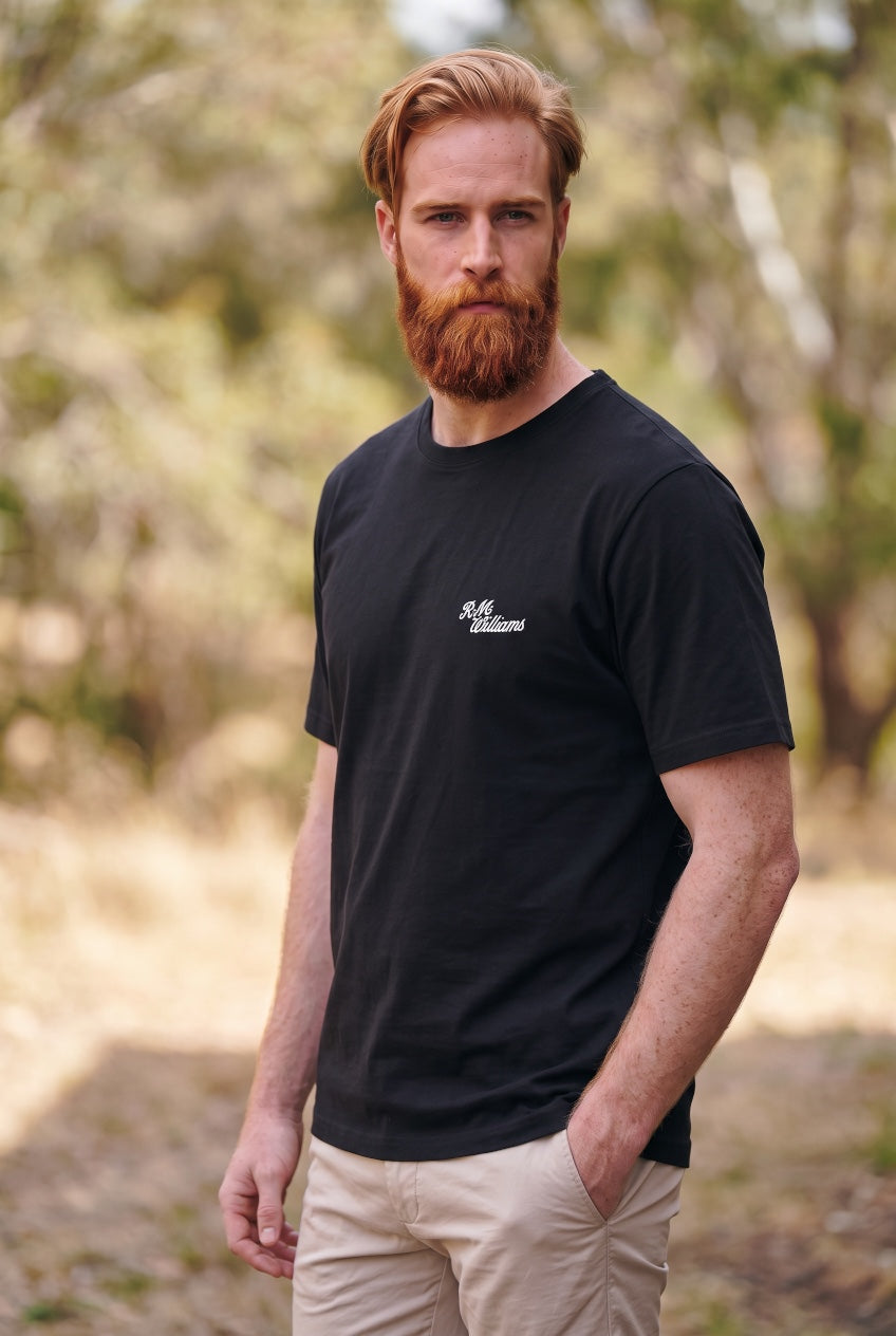 RM WILLIAMS BYRON BLACK TEE