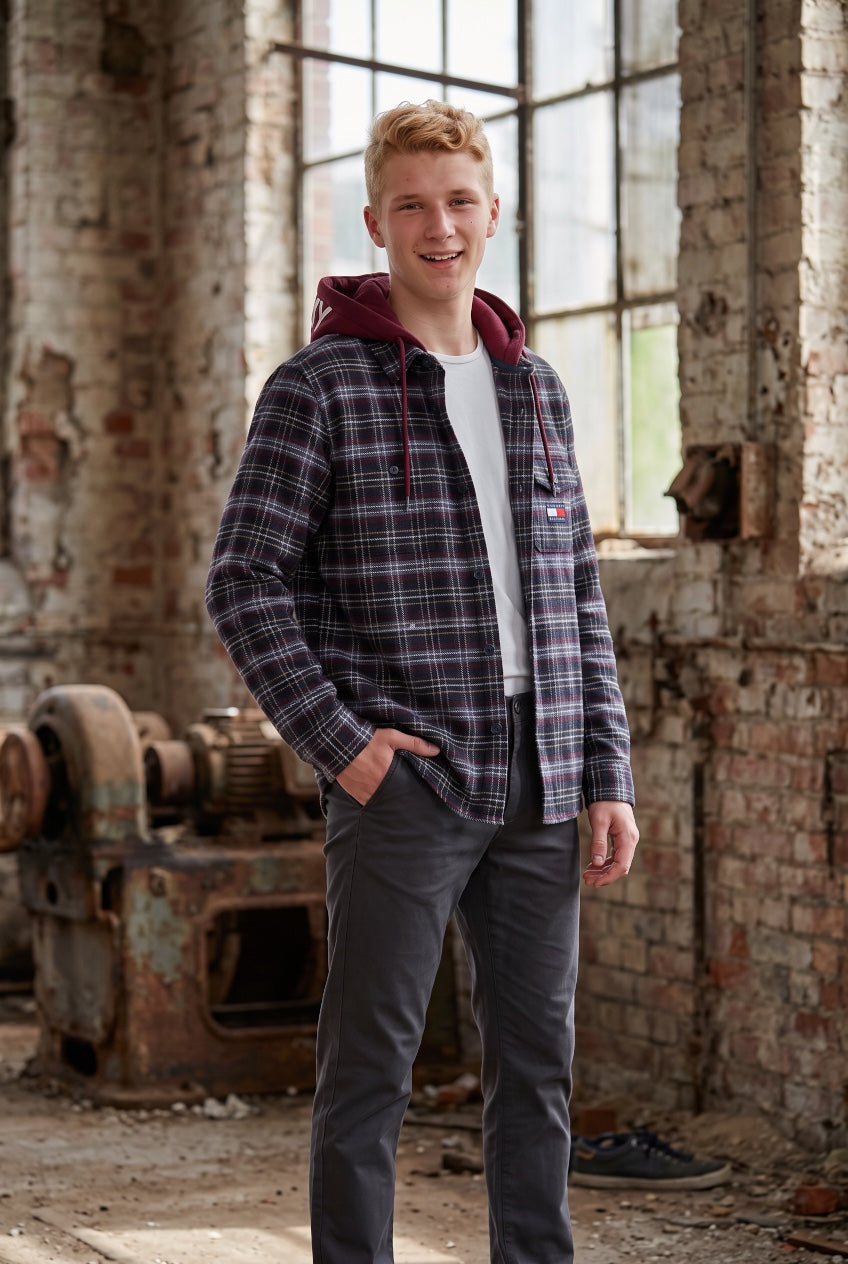 TOMMY JEANS  BERRY CK LOGO HOODED OVERSHIRT
