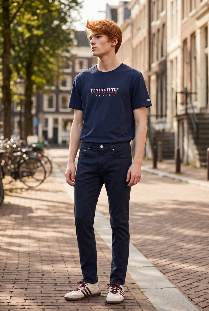 TOMMY JEANS  DARK BLUE REG DNA TEE