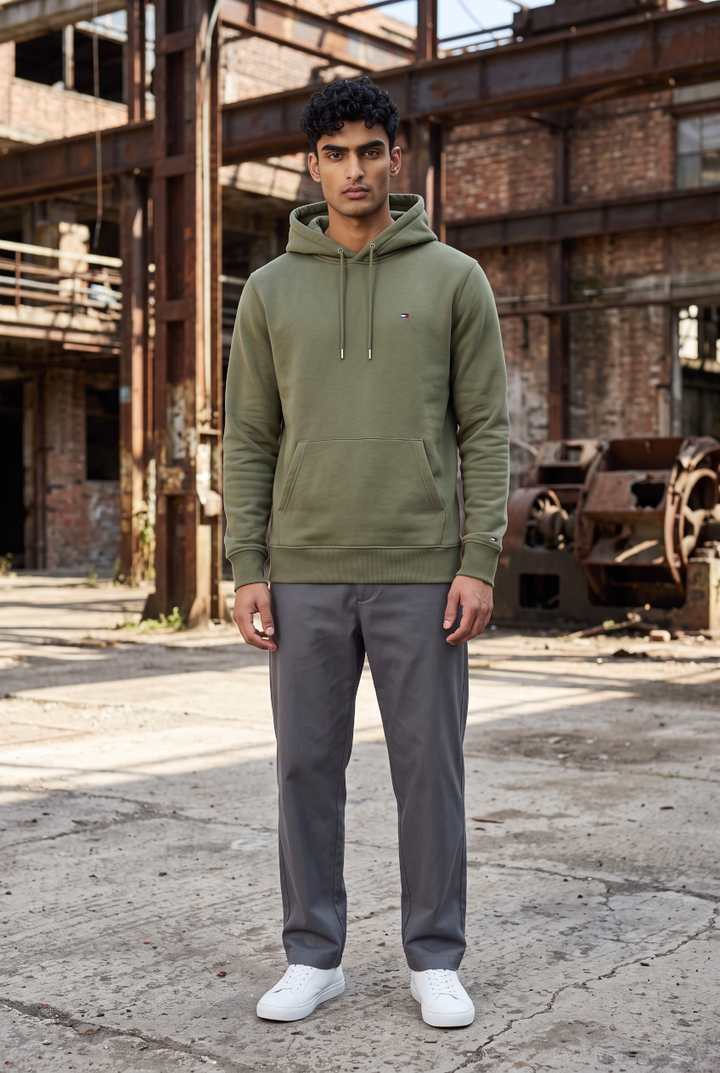 TOMMY JEANS  GREEN REG FLAG HOODIE