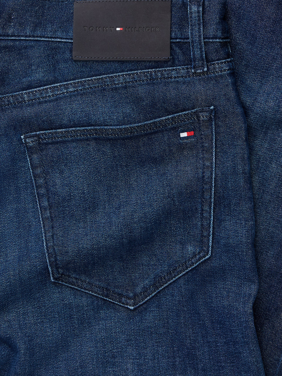 TOMMY HILFIGER slim-straight jeans, dark blue denim with back pocket and logo patch