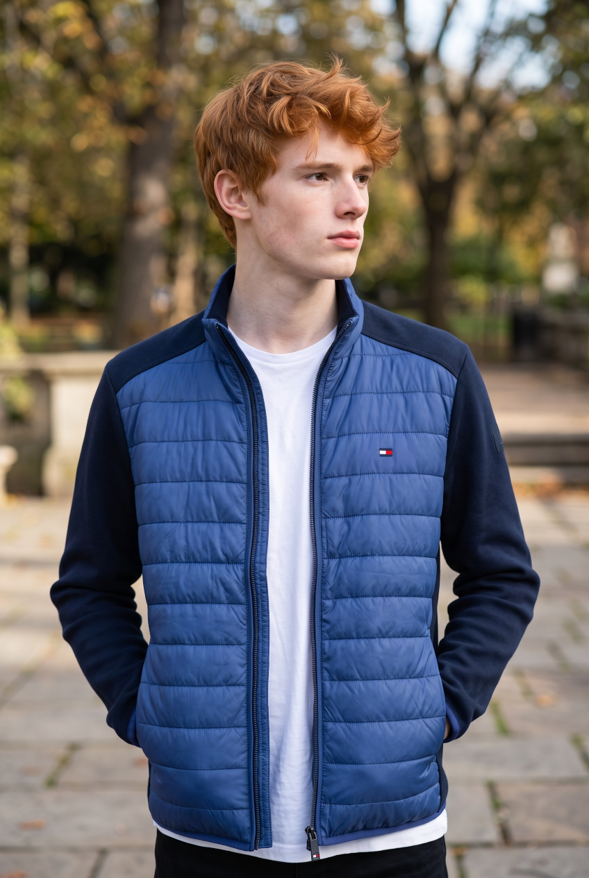 TOMMY HILFIGER MIX  NAVY MIXED MEDIA COLOUR BLOCK ZT