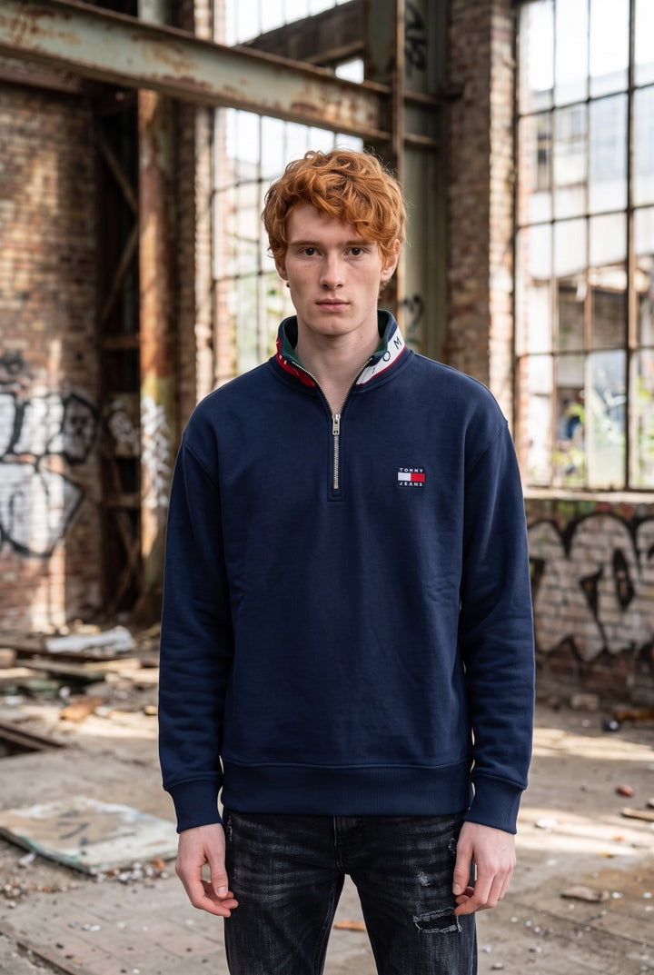 TOMMY JEANS  DARK BLUE BRANDED COLLAR SWEAT