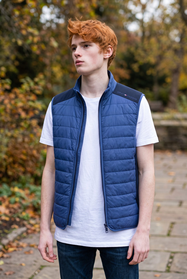 TOMMY HILFIGER  NAVY PERFORMANCE VEST