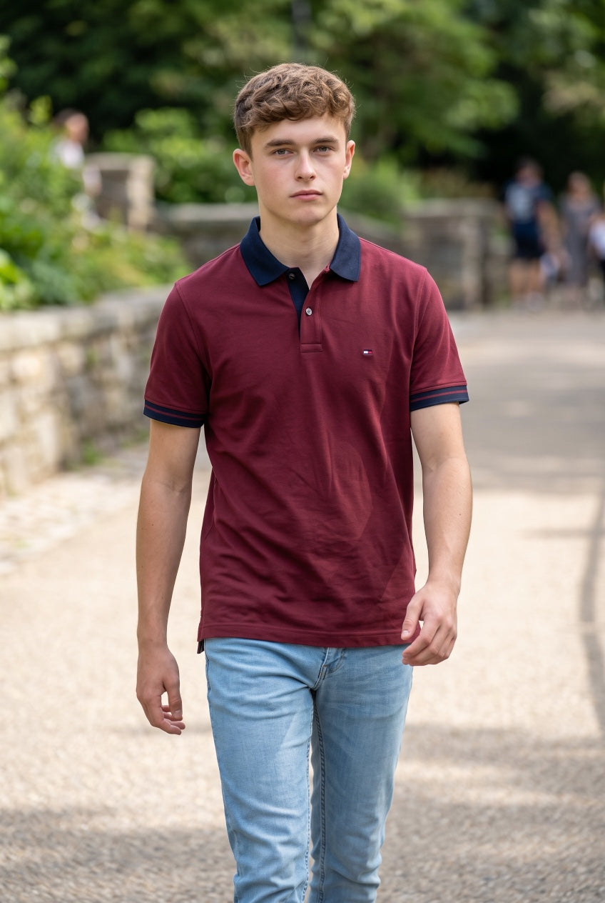 TOMMY HILFIGER  BURGUNDY INTERLOCK PLACKT DETAIL POLO