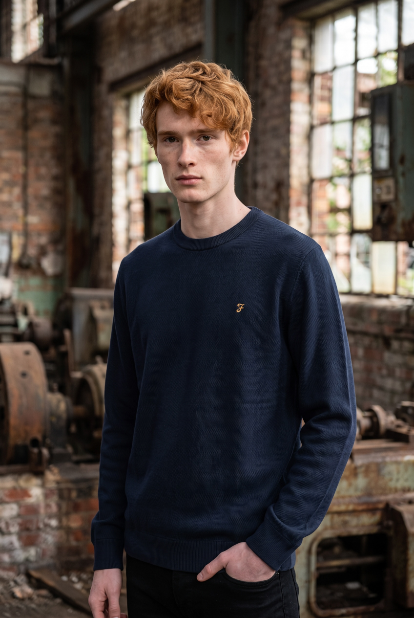 FARAH NAVY GRENVILLE SWEATER