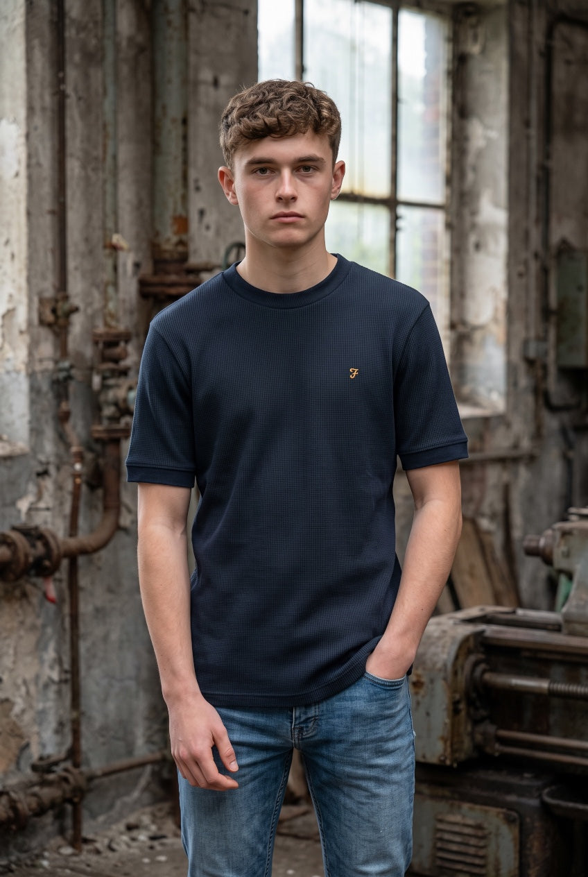 FARAH NAVY PAINE WAFFLE SS TEE